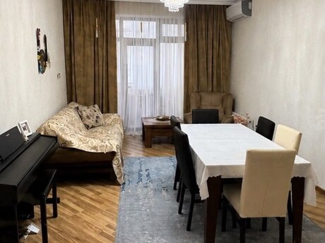 Elan №6382936 - Bakı, Həzi Aslanov m., 3 otaqlı, 130 m², 9/16 mərtəbə