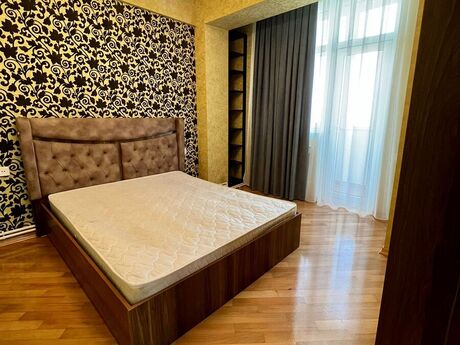2 otaqlı yeni tikili - İnşaatçılar m. - 70 m²