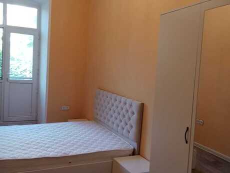 4 otaqlı köhnə tikili - Nizami m. - 120 m²