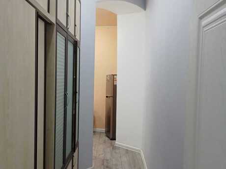 4 otaqlı köhnə tikili - Nizami m. - 120 m²