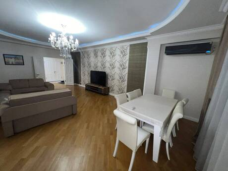 Elan №6383034 - Bakı, 28 May m., 3 otaqlı, 145 m², 12/16 mərtəbə