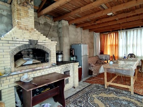 10 otaqlı həyət evi, 400 m², Novxanı: 200 000 ₼ 2