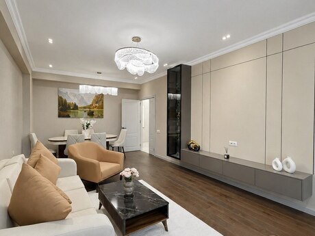 4 otaq · 131 m² · 8/17 mərtəbə, Sky Home