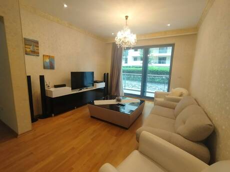Kirayə 2 otaqlı mənzil, 80 m², Səbail: 2 100 ₼/ay 4