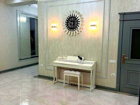 4 otaqlı mənzil, 186 m², 28 May: 700 000 ₼ 3