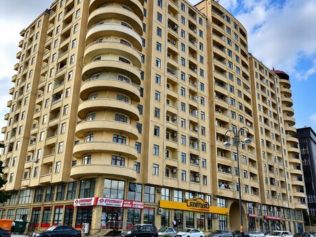 Объявление №6383352 - Баку, м. Иншаатчылар, 2-комн., 90 м², 10/16 этаж