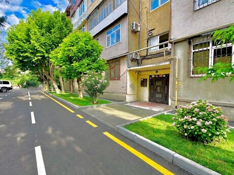 Elan №6372242 - Bakı, Qara Qarayev m., 2 otaqlı, 65 m², 3/5 mərtəbə