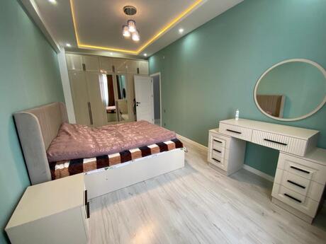 2 otaqlı yeni tikili - Suraxanı r. - 71 m²