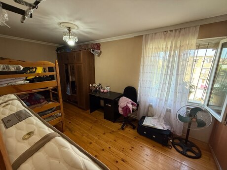 2 otaqlı köhnə tikili - Xalqlar Dostluğu m. - 50 m²