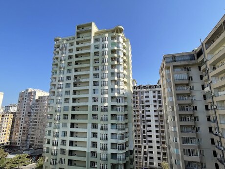 8-room apartment, 300 m², Gənclik: 620 000 ₼ 3