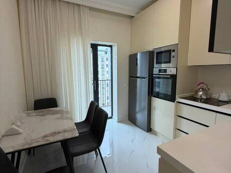 2 otaqlı yeni tikili - Şah İsmayıl Xətai m. - 70 m²