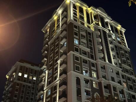 2-комн. новостройка - м. 28 мая - 55 м²