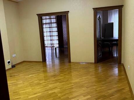 3-комн. новостройка - м. Нариман Нариманов - 120 м²