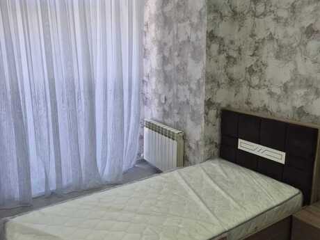 3-комн. новостройка - м. 20 января - 100 м²