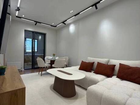 3-комн. новостройка - Наримановский  р. - 90 м²