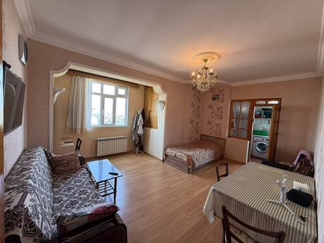 2 otaqlı köhnə tikili - Xalqlar Dostluğu m. - 45 m²