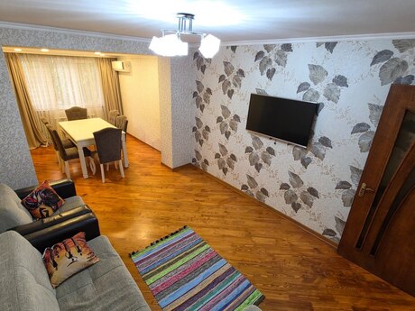 Elan №6384032 - Bakı, Nəriman Nərimanov m., 3 otaqlı, 90 m², 2/5 mərtəbə
