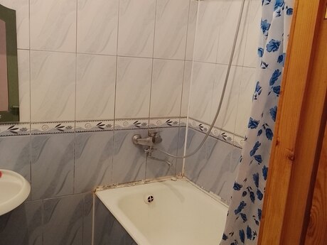 4 otaqlı köhnə tikili - Mingəçevir - 100 m²
