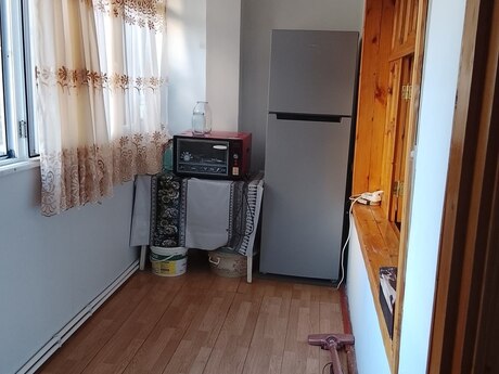 4 otaqlı köhnə tikili - Mingəçevir - 100 m²