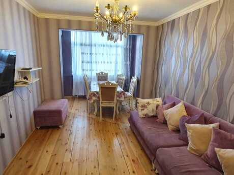 Elan №6384086 - Bakı, Gənclik m., 3 otaqlı, 70 m², 4/4 mərtəbə
