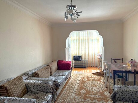Elan №6384090 - Bakı, Elmlər Akademiyası m., 3 otaqlı, 70 m², 1/5 mərtəbə