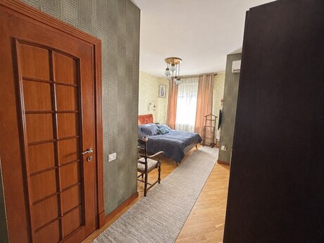 4 otaqlı mənzil, 162 m², Elmlər Akademiyası: 486 000 ₼ 4