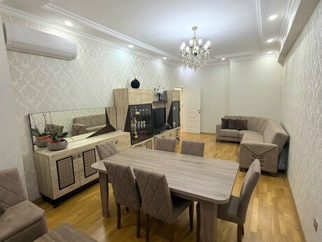 Объявление №6384284 - Баку, м. Кара Караев, 3-комн., 110 м², 17/20 этаж