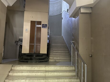 3 otaqlı köhnə tikili - Sahil m. - 130 m²