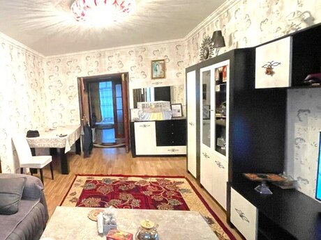 4 otaqlı köhnə tikili - Xalqlar Dostluğu m. - 100 m²