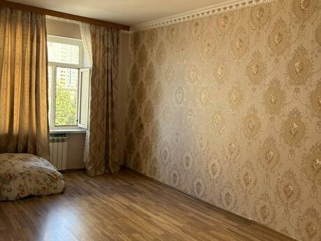 2-комн. вторичка - м. Халглар Достлугу - 60 м²