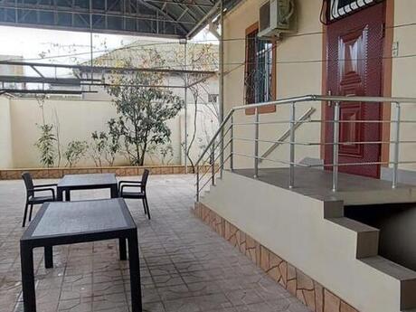 3 otaqlı həyət evi/bağ evi - Qaraçuxur q. - 120 m²