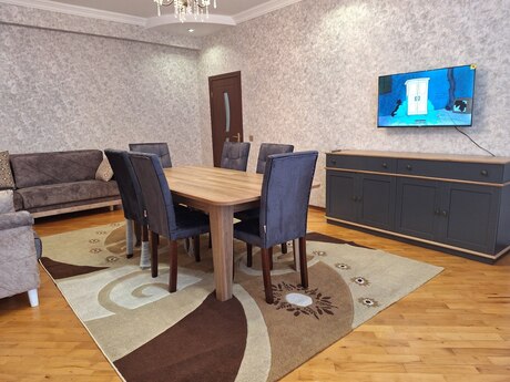 Elan №6384286 - Bakı, Nəriman Nərimanov m., 2 otaqlı, 100 m², 14/17 mərtəbə