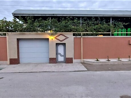 3 otaqlı həyət evi/bağ evi - Qaraçuxur q. - 120 m²