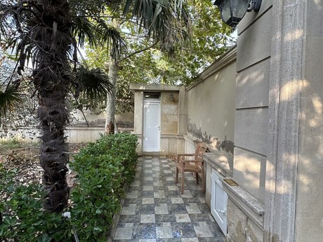 6 otaqlı həyət evi, 190 m², Zabrat: 240 000 ₼ 3