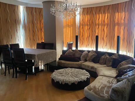 3-комн. новостройка - м. Азадлыг проспекти - 120 м²