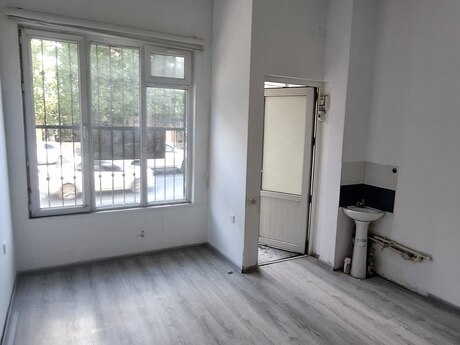 Объект - м. Халглар Достлугу - 18 м²