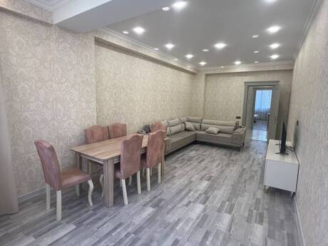 Kirayə 4 otaqlı mənzil, 159 m², 2-ci mikrorayon: 2 000 ₼/ay 2