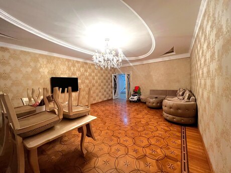 Объявление №6384438 - Баку, м. Низами, 4-комн., 200 м², 14/18 этаж