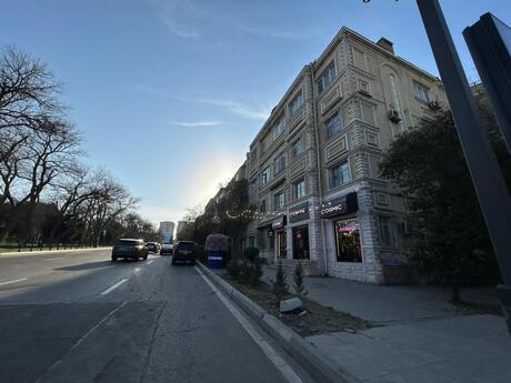 Elan №6384496 - Bakı, Nəsimi r., 3 otaqlı, 72 m², 1/4 mərtəbə