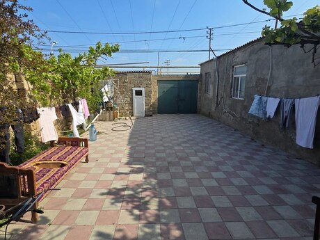 5-комн. дом/дача - пос. Бина - 180 м²