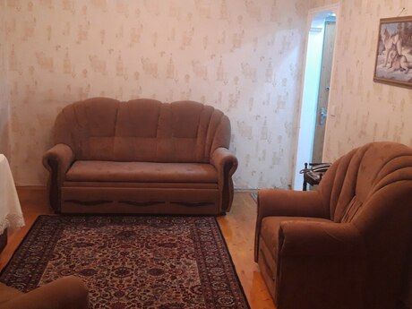 2-комн. вторичка - м. 20 января - 50 м²