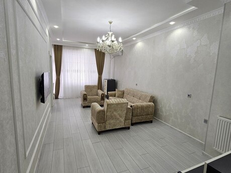 Elan №6384515 - Bakı, Şah İsmayıl Xətai m., 2 otaqlı, 76 m², 21/24 mərtəbə