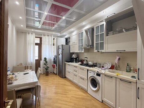 3 otaqlı yeni tikili - Gənclik m. - 167 m²