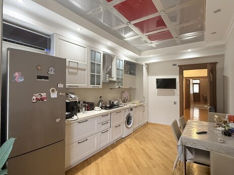 3 otaqlı mənzil, 170 m², Gənclik: 415 000 ₼ 5
