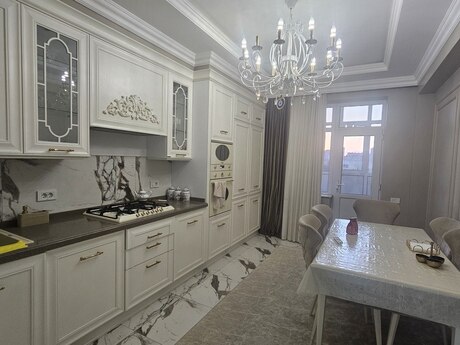 4-room apartment, 180 m², Nəsimi: 500 000 ₼ 5