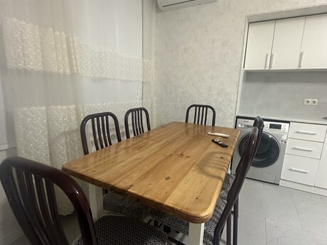 3-комн. новостройка - м. Иншаатчылар - 75 м²