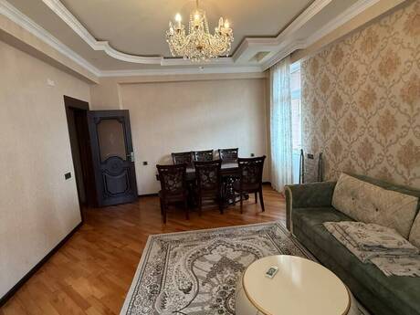 3-комн. новостройка - м. Низами - 130 м²