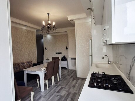 3-комн. новостройка - м. Нариман Нариманов - 100 м²
