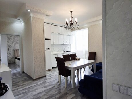 3-комн. новостройка - м. Нариман Нариманов - 100 м²