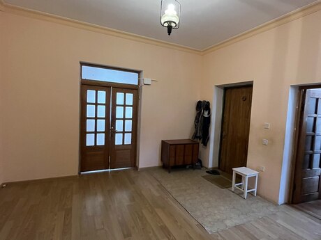 6-комн. дом/дача - пос. Бадамдар - 500 м²